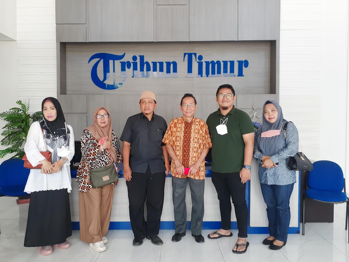 forum-keluar-alumni-smp-perguruan-islam-bertandang-ke-redaksi-tribun-timur-2.jpg