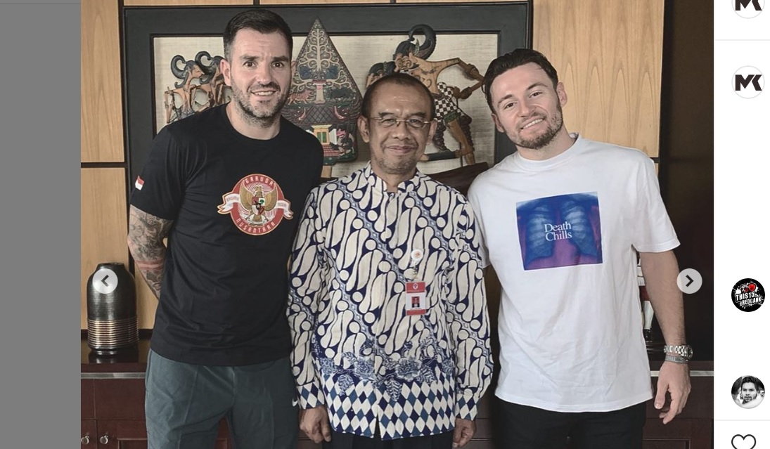 gelandang-psm-marc-klok-dan-pelatih-timnas-simon-mcmenemy-bertemu-gatot-s-dewobroto.jpg