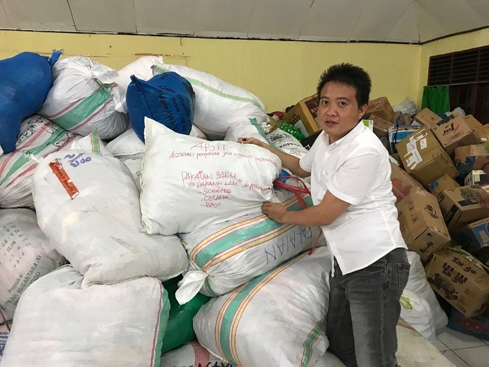 Relawan APJII Peduli Distribusi Bantuan untuk Korban Bencana Palu dan Donggala - gempa-palu_20181002_114918.jpg