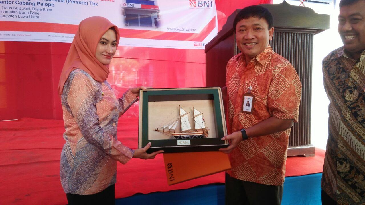 Bupati Luwu Utara Indah Putri Hadiri Grand Opening BNI Kas Bone-bone
