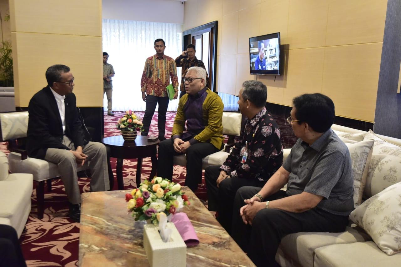 gubernur-sulawesi-selatan-prof-hm-nurdin-abdullah.jpg