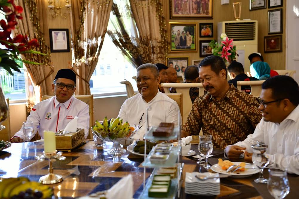 gubernur-sulsel-hm-nurdin-abdullah-mantan-ketua-dprd-sulsel-hm-roem.jpg