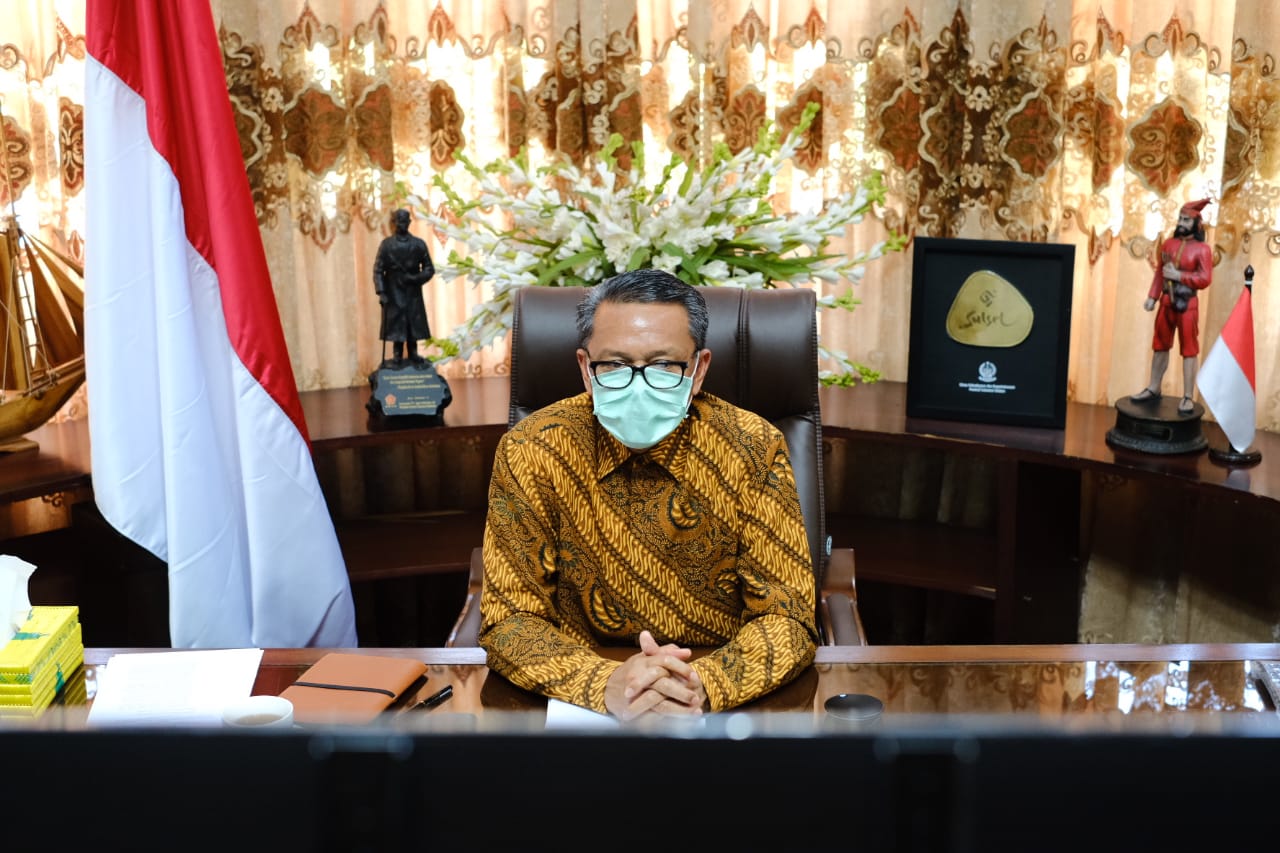 gubernur-sulsel-nurdin-abdullah-memberi-keterangan-pers-via-video-conference-selasa-742020.jpg