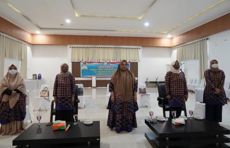 hayarna-basmin-tengah-dikukuhkan-sebagai-bunda-pendidikan-anak-usia-dini-paud.jpg