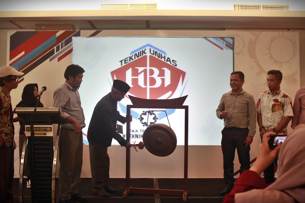 ikatan-alumni-fakultas-teknik-universitas-hasanuddin.jpg<pf>ikatek-unhas-menggelar-rangkaian-kegiatan-halal-bi-halal.jpg