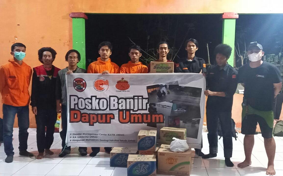 ikatan-alumni-geologi-unhas-penggalangan-donasi-untuk-korban-banjir-makassar.jpg