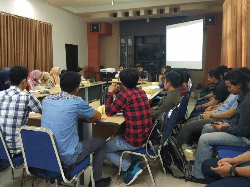 Mahasiswa Ilmu Pemerintahan Unismuh Belajar di Kantor Inspektorat Makassar, Ini Tujuannya