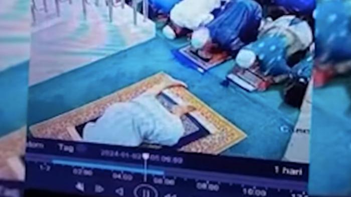 Imam Masjid Asal Sinjai Meninggal Saat Pimpin Shalat Subuh, 'Orangya Sangat Baik'