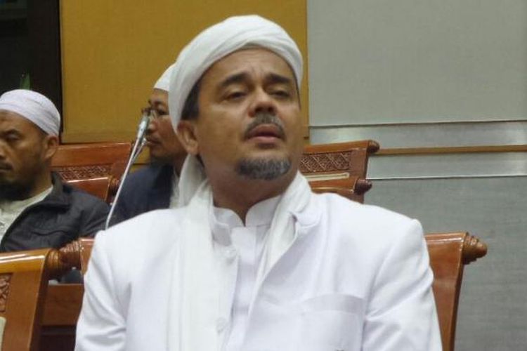 imam-besar-fpi-rizieq-shihab-1-27112020.jpg