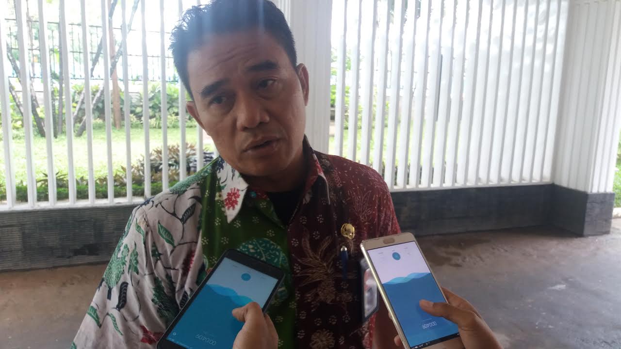 Pemkot Makassar Kaji Perda Retribusi bagi Pedagang Kaki Lima