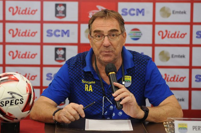 Sudah Muncul Desakan Robert Alberts Mundur dari Persib Bandung, Apalagi Jika Kalah dari PSM Makassar