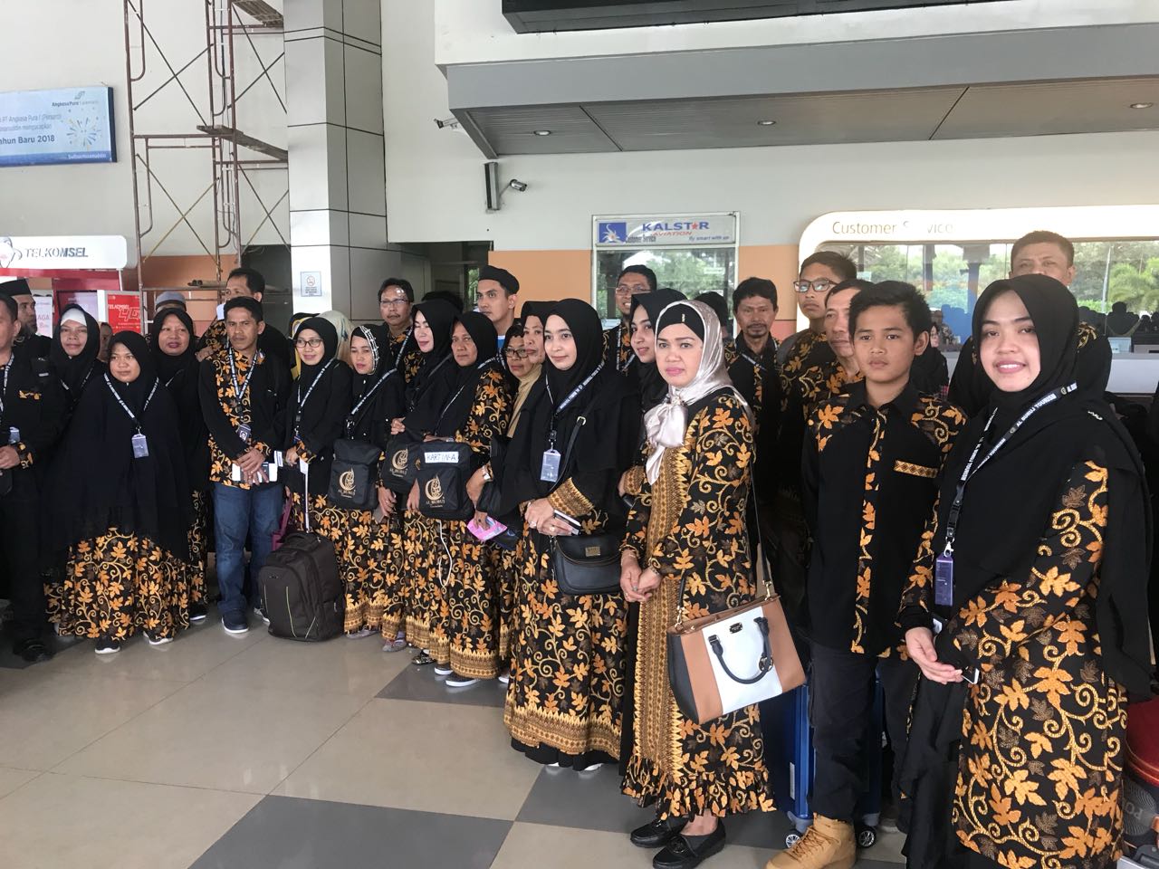 80 Jamaah Umrah Alburuj Diterbangkan Langsung dari Makassar ke Madinah