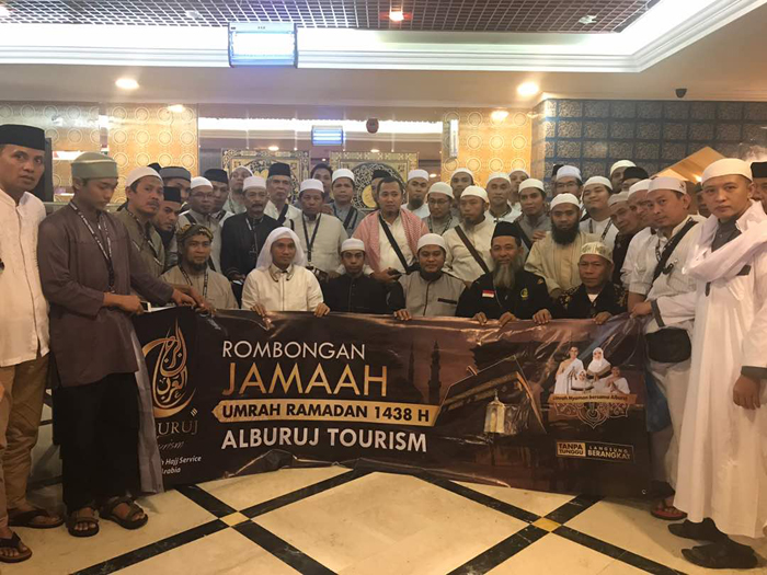 jamaah-umrah-alburuj_20170616_231411.jpg