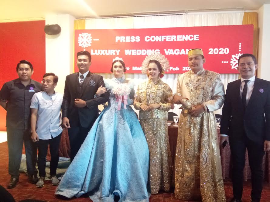 jumpa-pers-luxury-wedding-vaganza-di-executive-lounge-claro-makassar-2.jpg