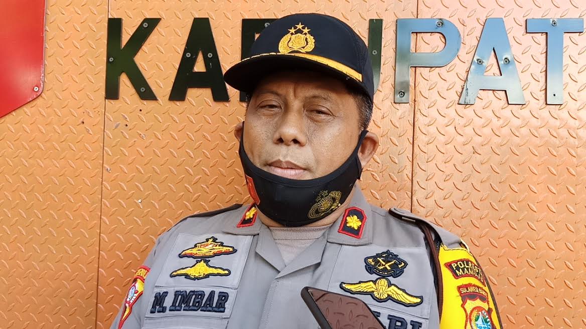 kabag-ops-polresta-mamuju-kompol-muh-imbar-31102020.jpg