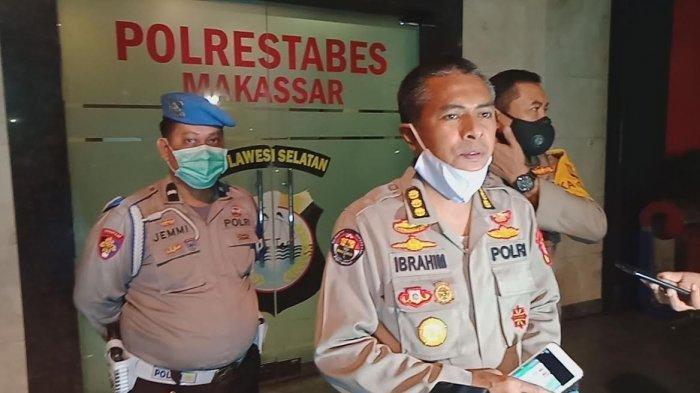 kabid-humas-polda-sulsel-kombes-pol-ibrahim-tompo-2272020.jpg