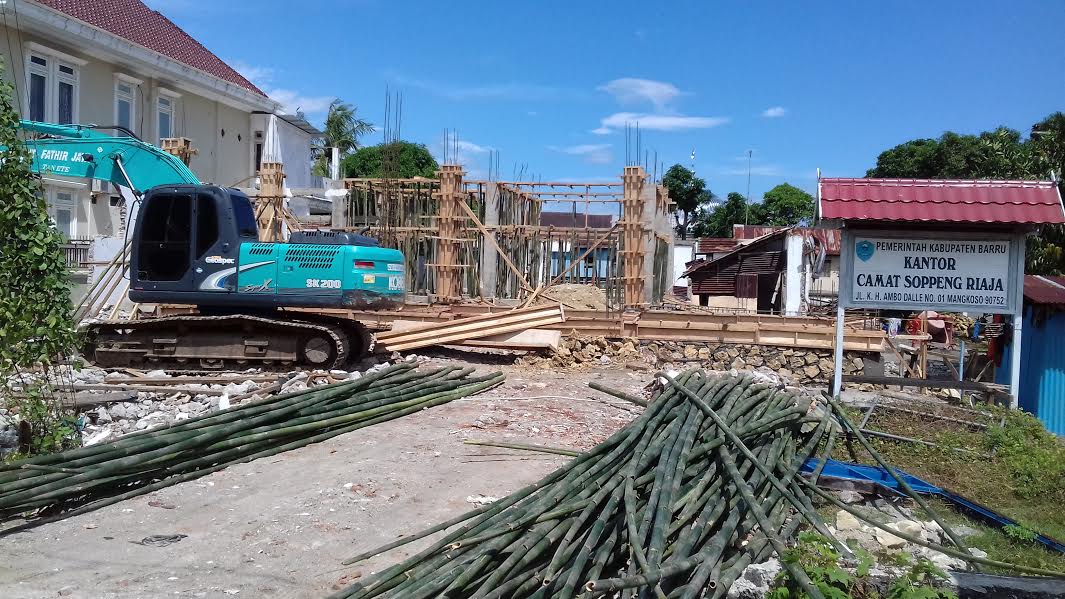 kantor-camat-soppeng-riaja_20170712_165203.jpg
