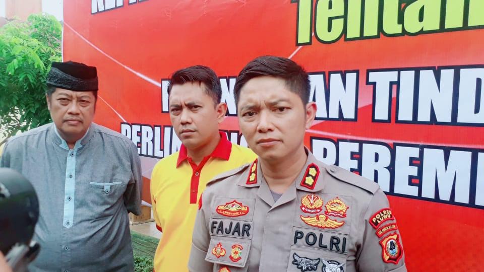 kapolres-luwu-akbp-fajar-dani-susanto-ketika-menggeler-konferensi-pers-1.jpg
