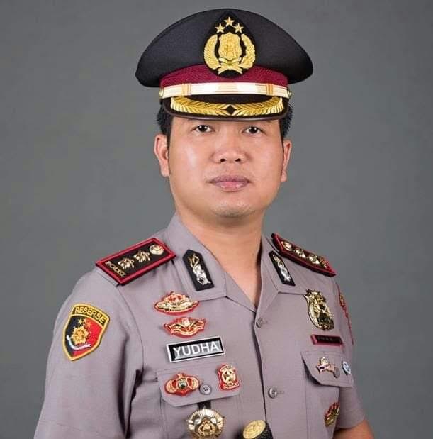 kapolres-toraja-utara-akbp-yudha-wirajati-kusuma-sik-mh.jpg