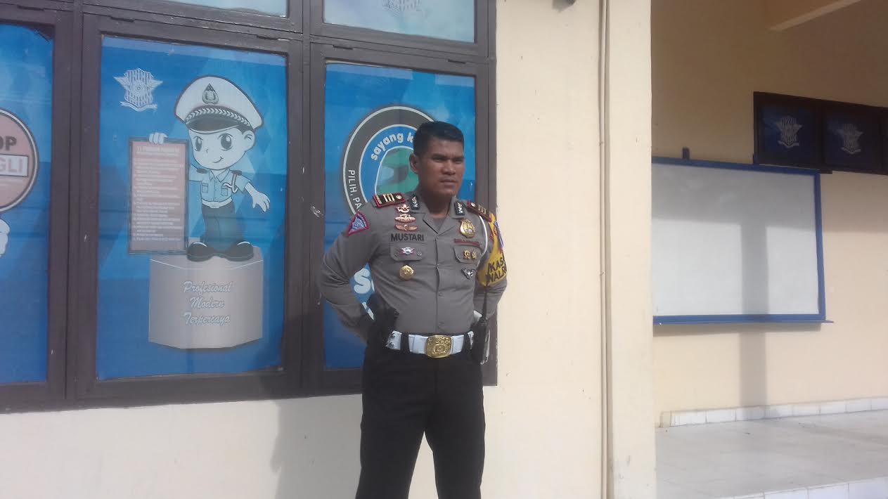kasat-lantas-polres-luwu-utara-akp-mustari-2.jpg