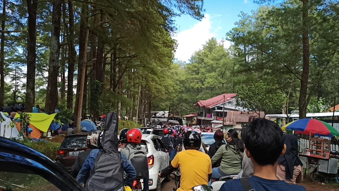 kawasan-wisata-malino-kabupaten-gowa-sulawesi-selatan-minggu-2162020-ramai-pengunjung.jpg