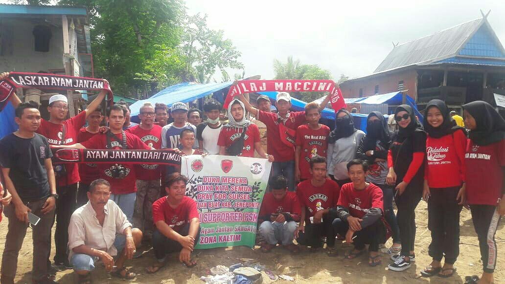kelompok-suporter-psm-makassar-laskar-ayam-jantan-laj.jpg