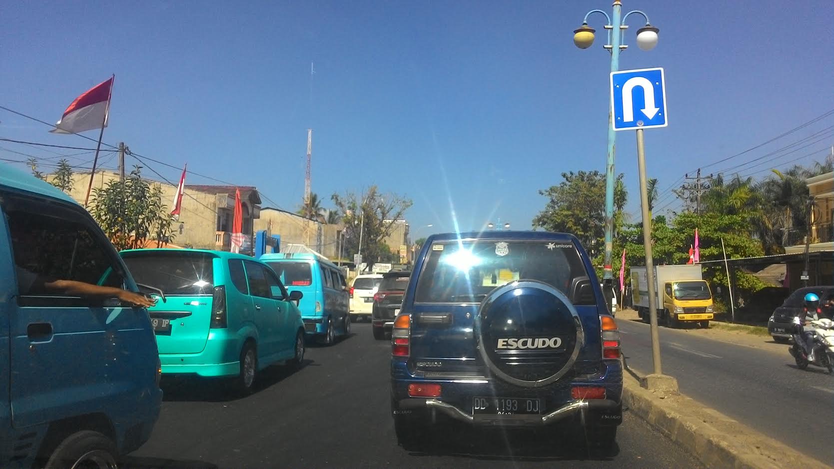 kemacetan-terjadi-pukul-958-wita_20160830_101607.jpg