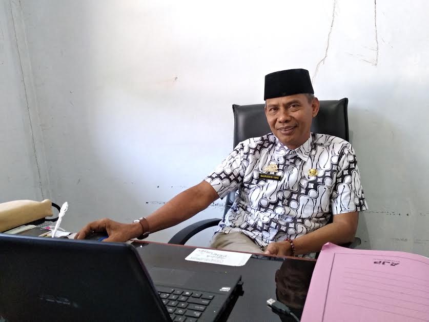 kepala-bkpsdm-barru-nasruddin-yake_20180920_115219.jpg