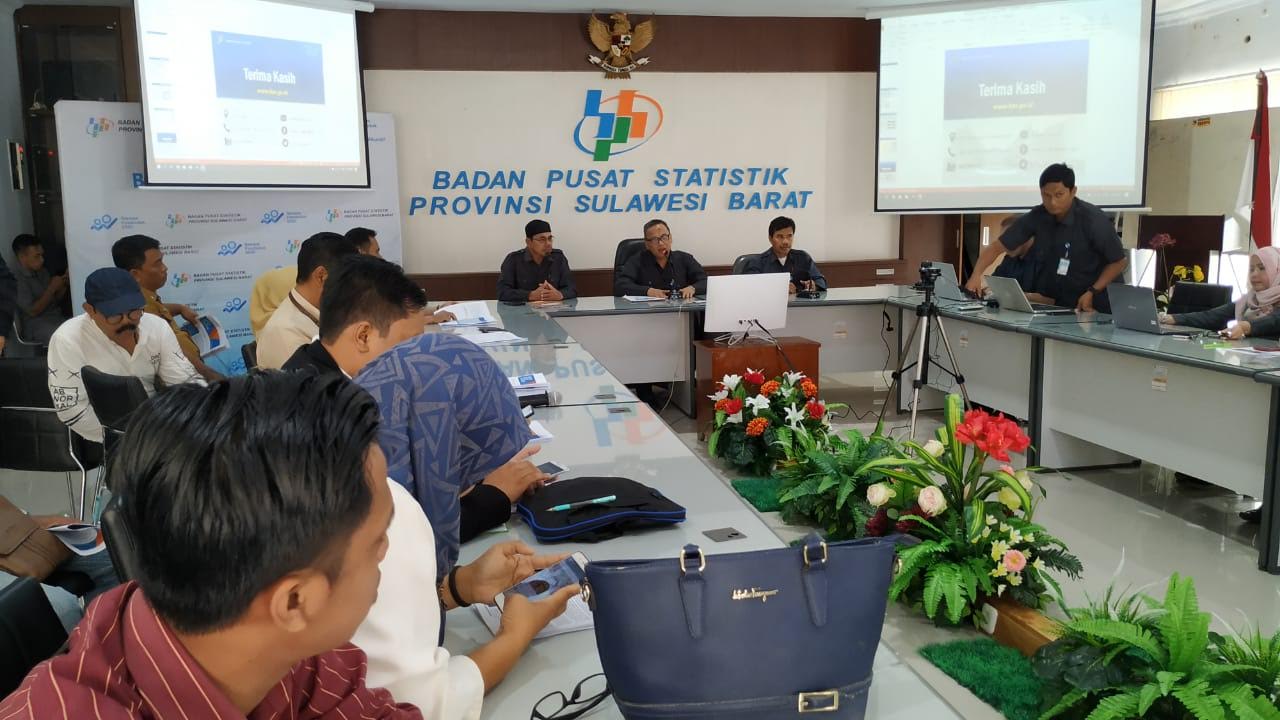 kepala-bps-sulbar-win-rizal1.jpg