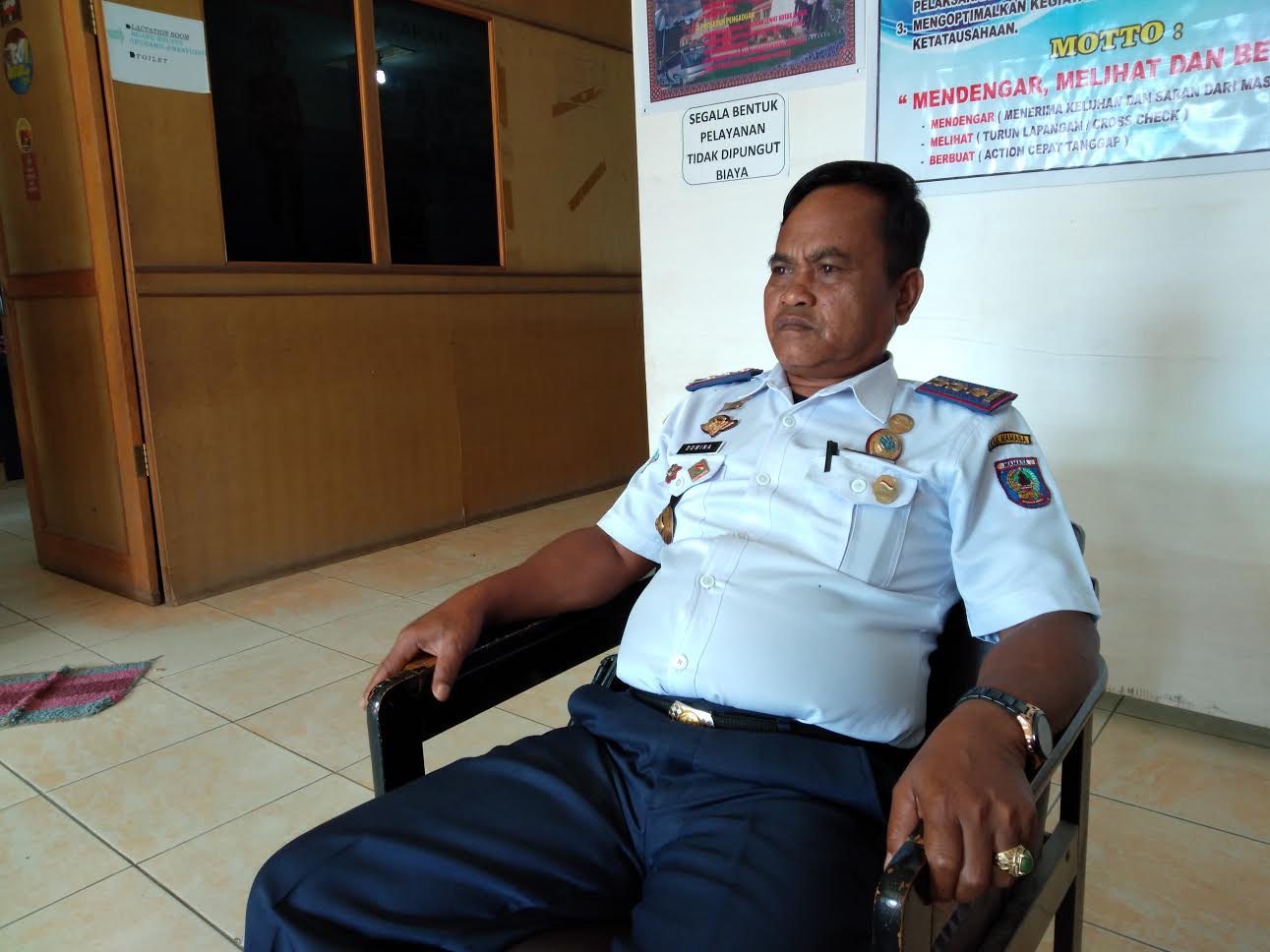 kepala-dinas-perhubungan-kabupaten-mamasa-domina-mogot-saat.jpg