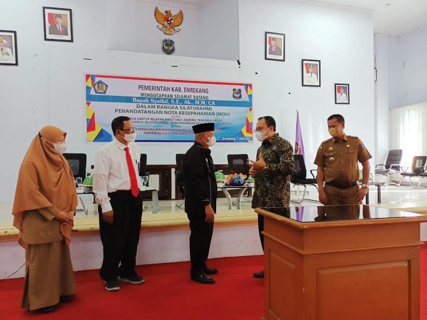 kepala-kantor-wilayah-djpb-sulsel-syaiful-melakukan-kunjungan-kerja-di-kabupaten-enrekang.jpg