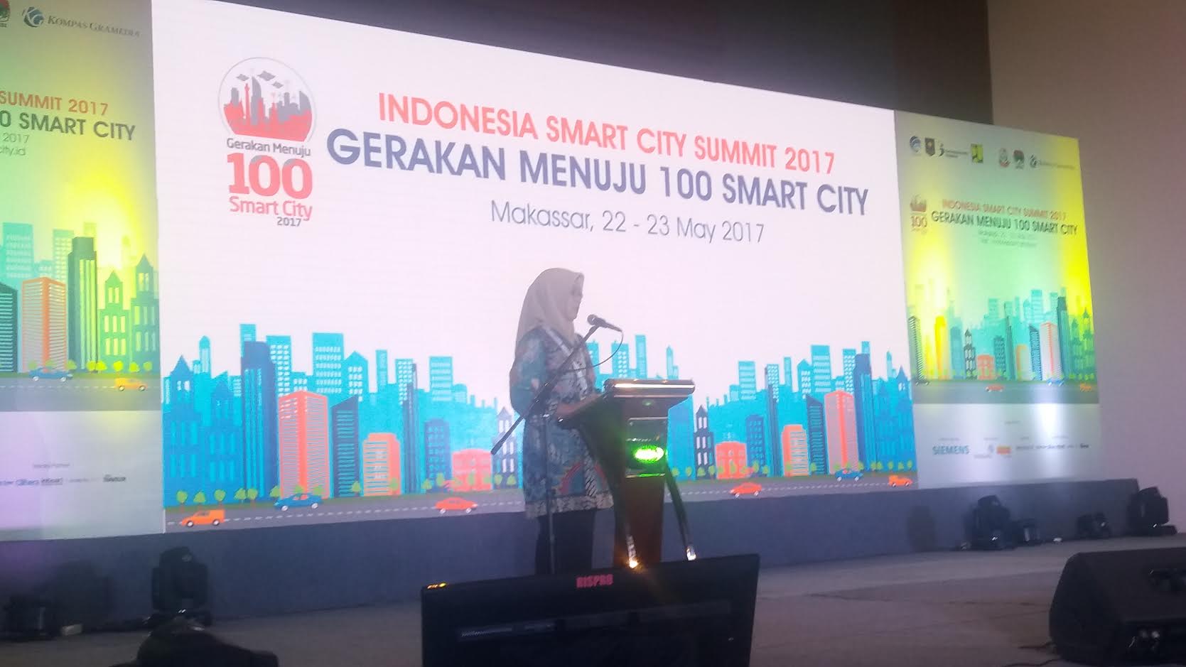 ketua-asosiasi-pemerintah-kota-seluruh-i_20170522_213837.jpg