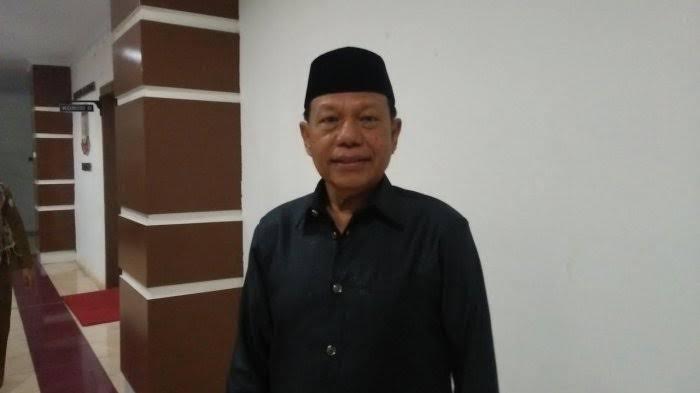 ketua-dpc-partai-hanura-makassar-m-yunus-hj-menyatakan.jpg