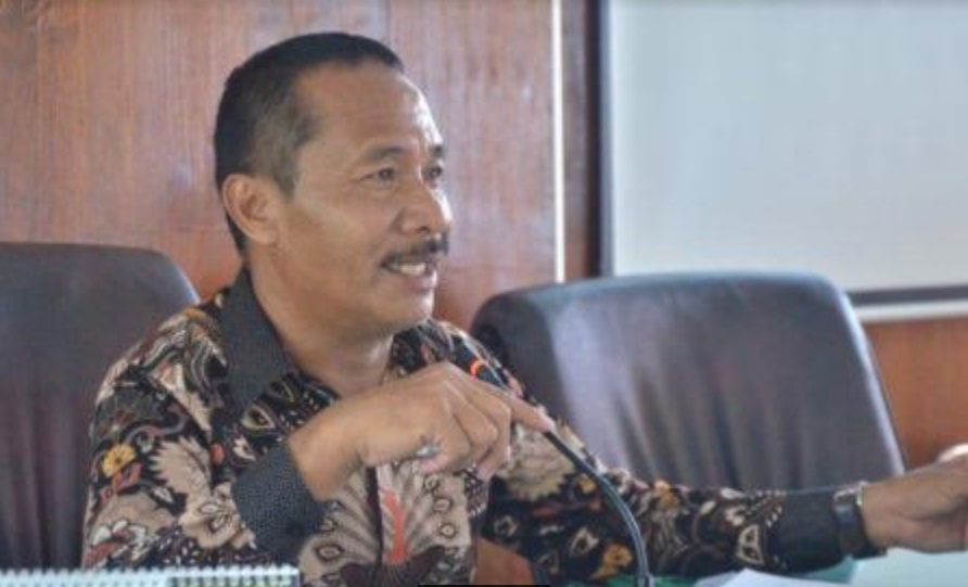 ketua-dprd-luwu-utara-basir-142020.jpg