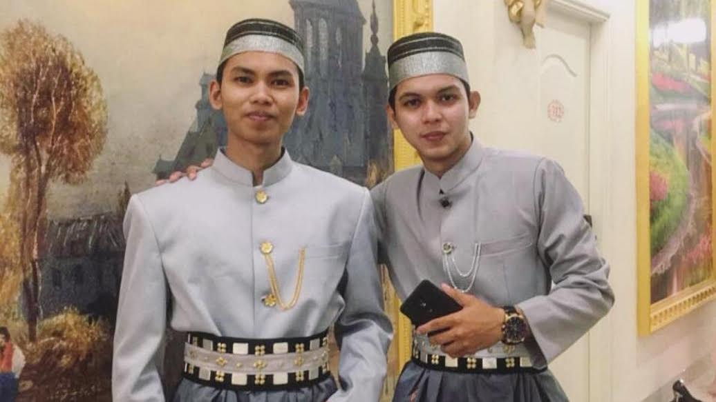 ketua-fkddm-periode-2019-2020-syamsul-kiri-bersama-eks-ketua-fkddm-arie-anugerah-kanan.jpg