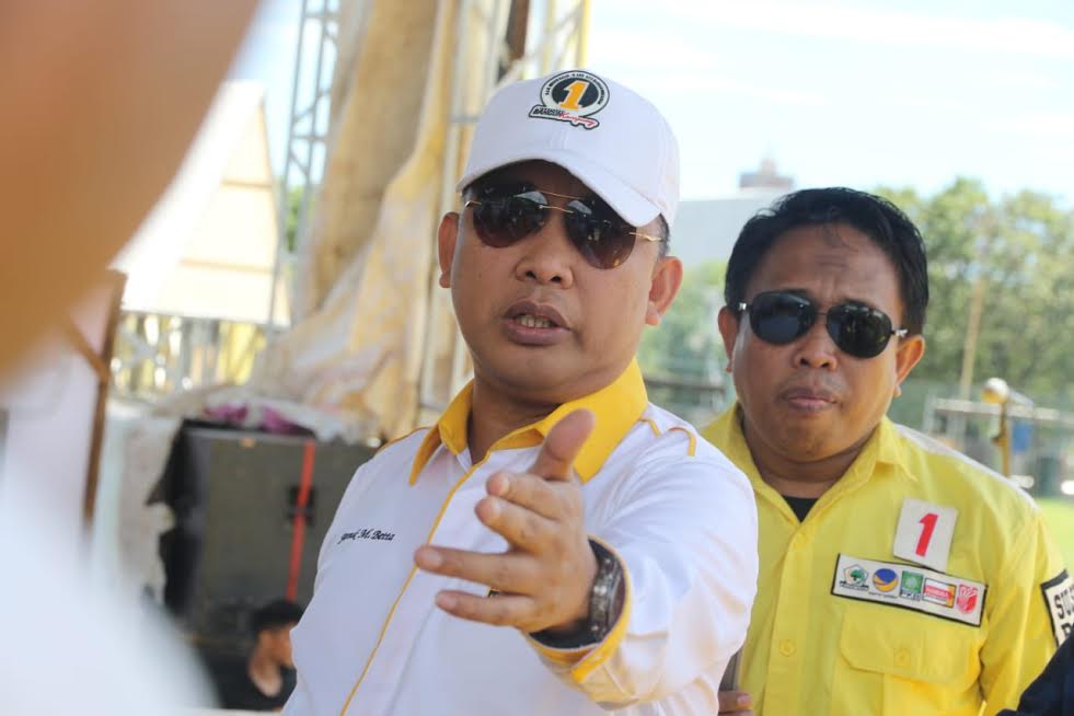 ketua-golkar-kota-makassar-farouk-m-betta_20180621_142220.jpg