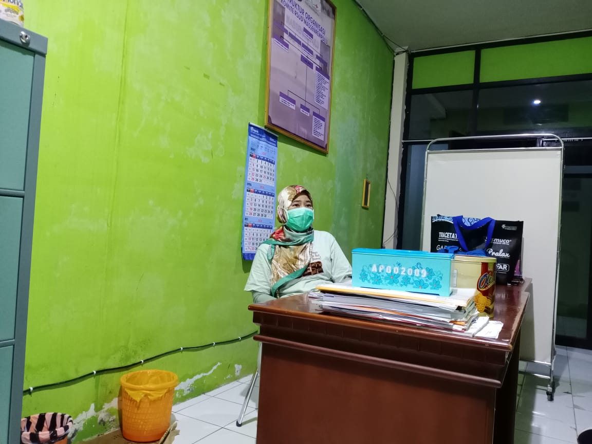 ketua-gugus-tugas-covid-19-rsud-massenrempulu-dr-hj-suryana-nawing.jpg