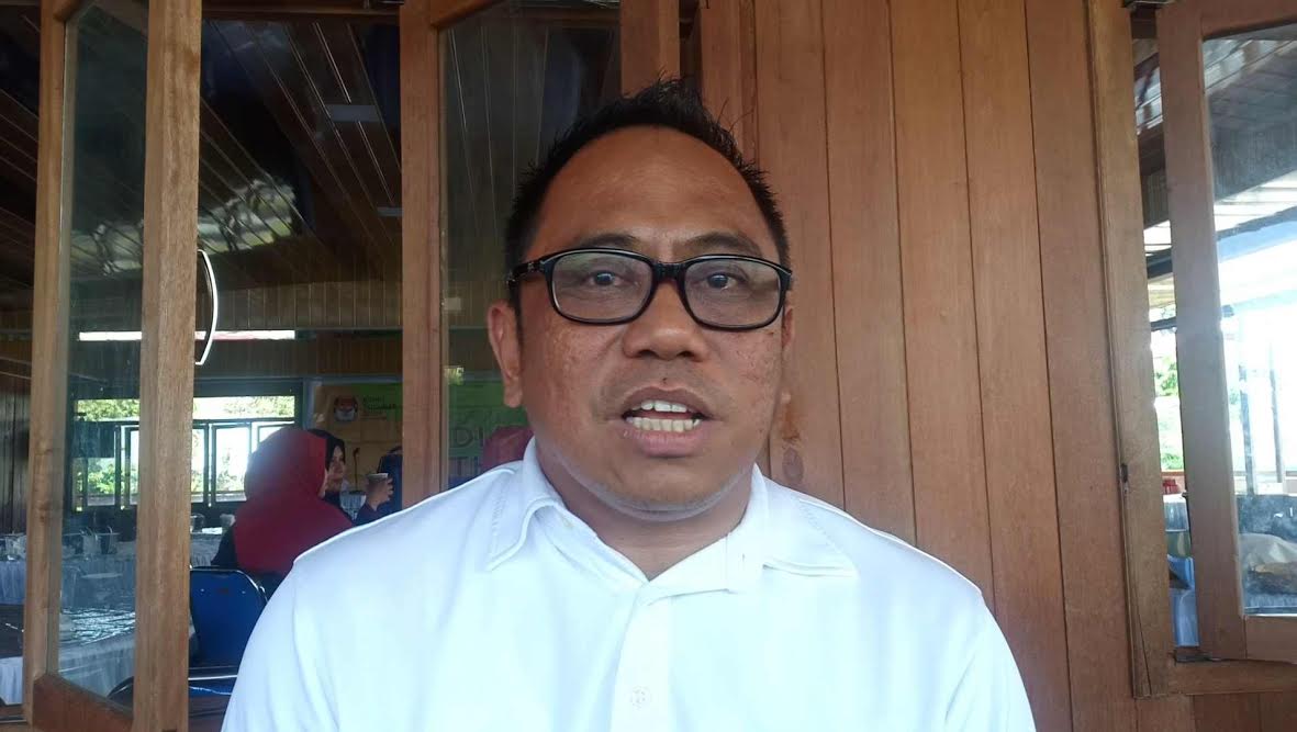 Cegah Virus Corona, Ketua KPU Parepare Terapkan Physical Distancing
