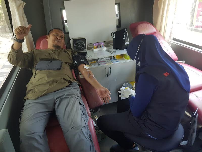 knpi-kabupaten-pinrang-menggelar-aksi-donor-darah-di-lasinrang-park-jalan-abdullah.jpg