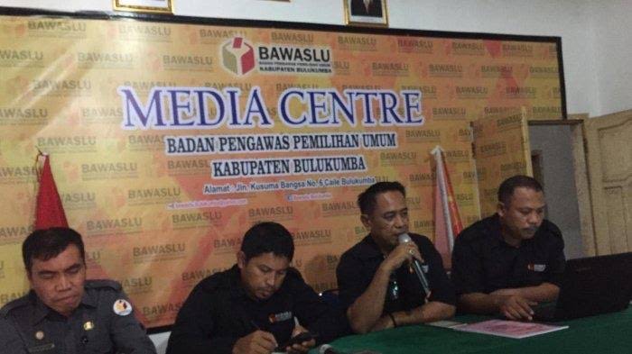 komisioner-bawaslu-bulukumba.jpg