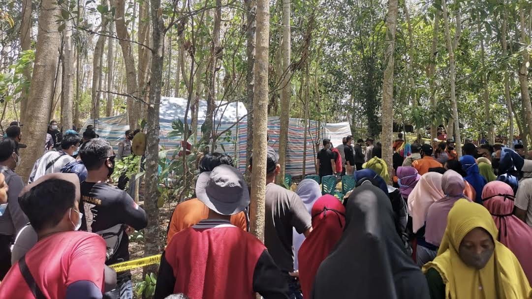 kuburan-irawati-18-tahun-warga-lingkungan-bintatore-kelurahan-bintarore.jpg