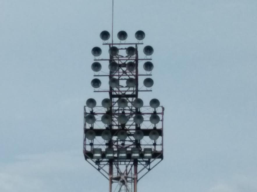 lampu-stadion_20180517_162252.jpg
