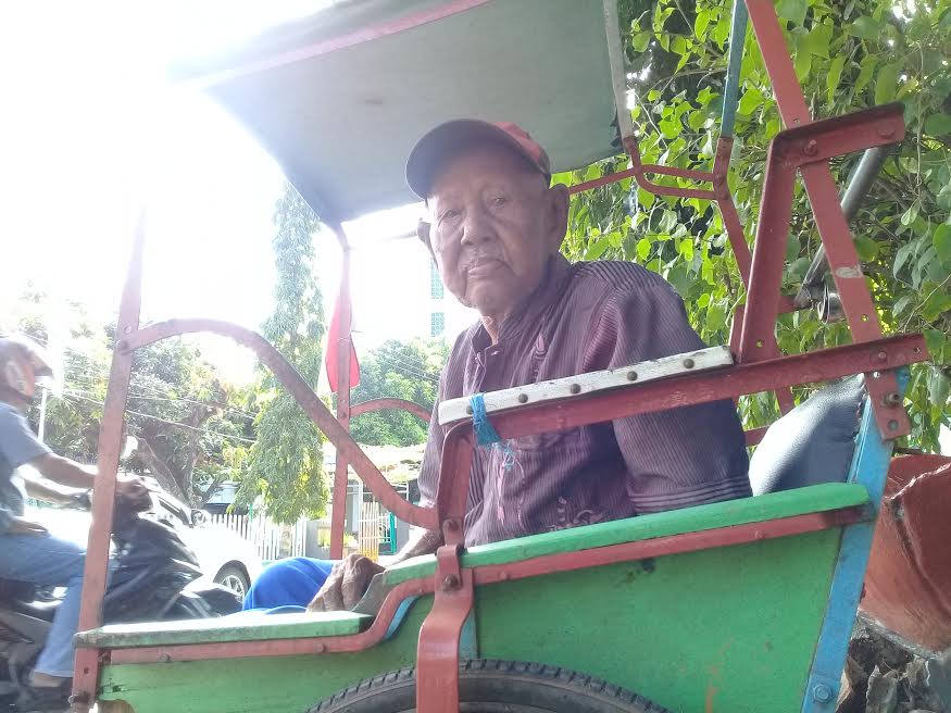 lapo-tukang-becak-selayar.jpg