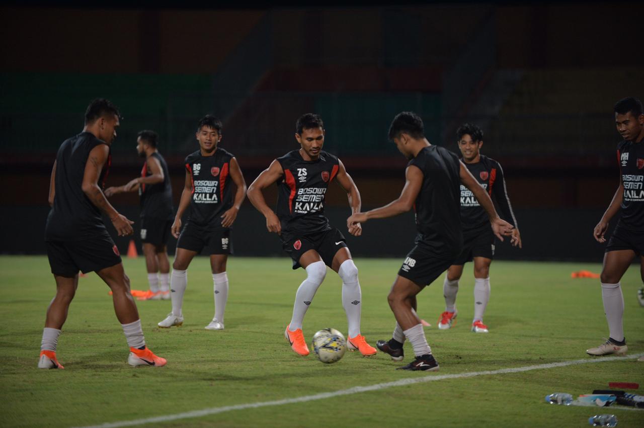 latihan-psm-makassar-di-stadion-ratu-pamelingan-pamekasan-madura-jatim-rabu-372019-2.jpg