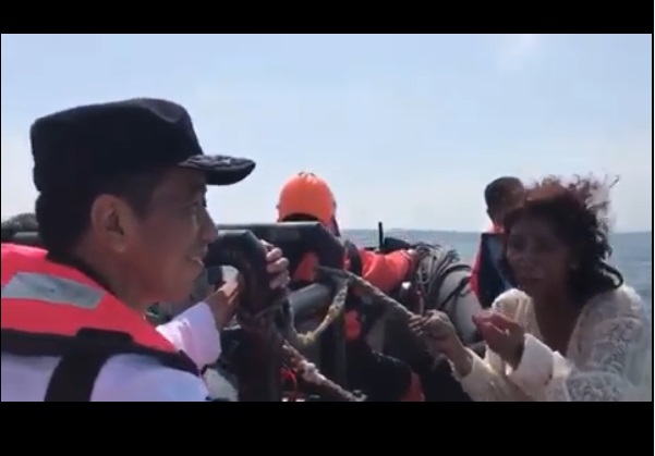 Lihat Bedanya saat Presiden Jokowi dan Susi Pudjiastuti Naik Speed Boat, Sampai Setkab Ngomong Gini