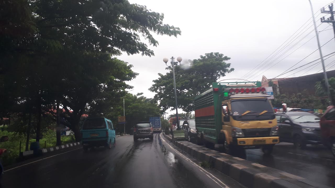 Macet Sanggalea sampai Buttatoa Maros