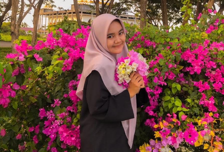 Curhat Mahasiswi UNM Jalani Kuliah Online Gegara Virus Corona, 'Tugas Banyak, Boros Pulsa'