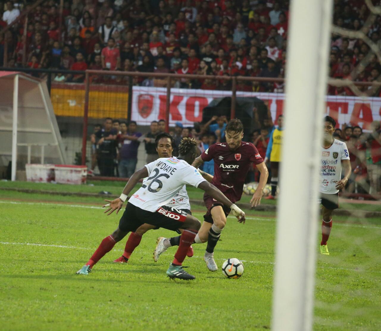 marc-klok-psm-makassar-25112018.jpg