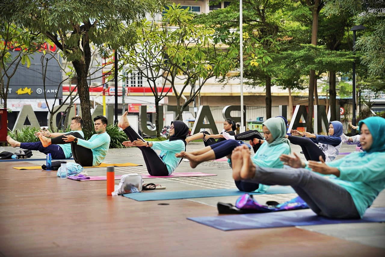 mari-yoga-hadir-setiap-sabtu-pagi98.jpg<pf>mari-yoga-hadir-set34s.jpg