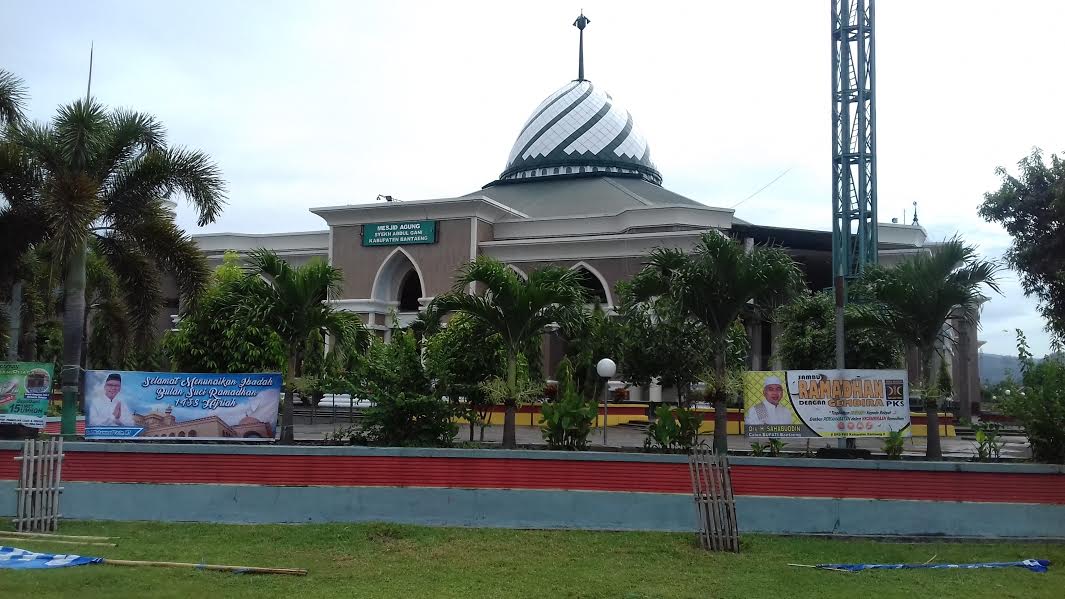 masjid-agung-bantaeng_20170604_154238.jpg